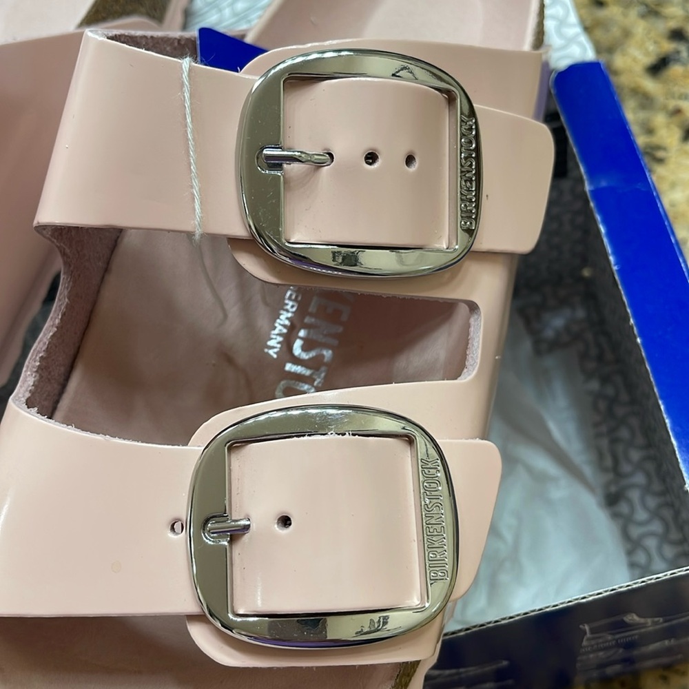 Birkenstock Pink Sandals with Adjustable Straps - Picture 4 of 11